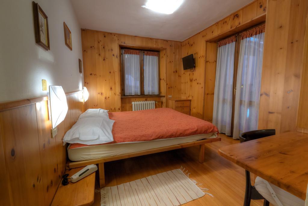 Albergo K2 マデージモ エクステリア 写真