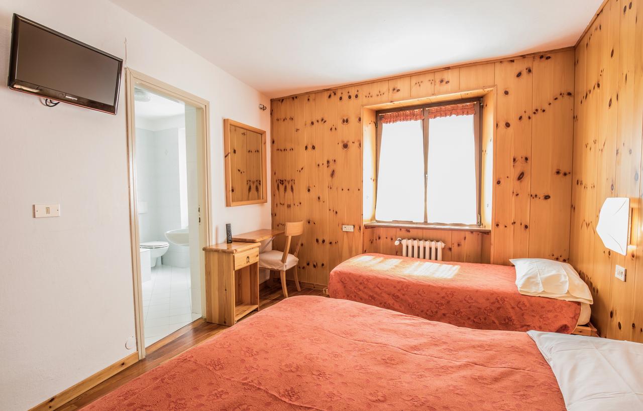 Albergo K2 マデージモ エクステリア 写真